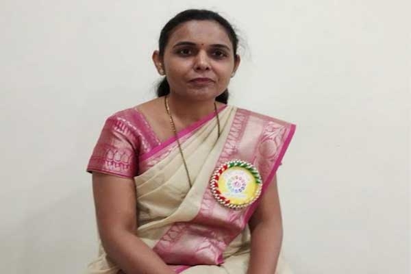 Dr. Madhavi Thackeray