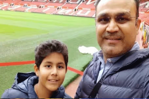 Virender Sehwag son Virender Sehwag son