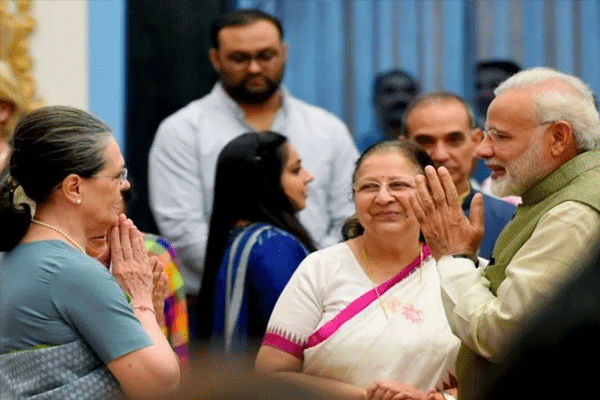 मोदींनी सोनिया गांधींना दिल्या वाढदिवसाच्या शुभेच्छा