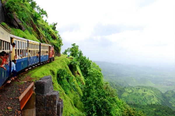 Matheran tourist
