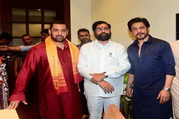 सलमान-शाहरुख एकनाथ शिंदेंच्या घरी