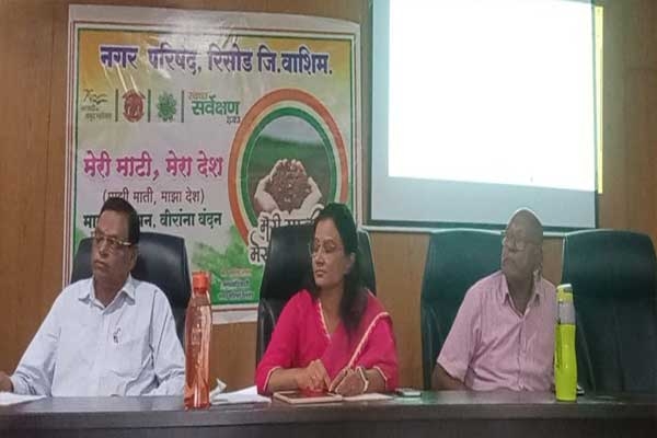 Tehsildar Pratiksha Tejankar