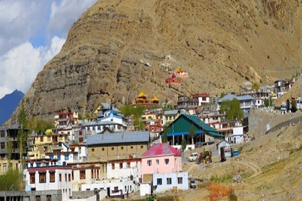 pini village