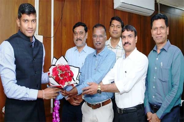 Gondia Collector Prajit Nair