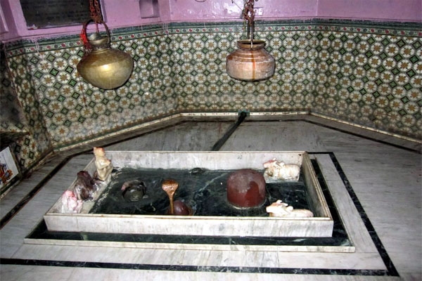 शिव मंदिर 3