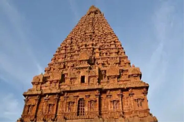 शिव मंदिर १