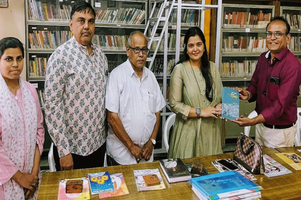 Hindi library culture, Mohini Naik opinion, Pusad Hindi library, Hindi library heritage, Hindi literature preservation, Naik Foundation support, literary donations Hindi library, Hindi reading culture Maharashtra, Hindi library history, Sudhakarrao Naik contribution, Sharad Pawar funding Hindi library, Hindi literary events Pusad, Hindi books donation, cultural heritage Maharashtra, Hindi library leadership, Hindi literary promotion Maharashtra, Indian reading culture preservation, Pusad cultural institutio