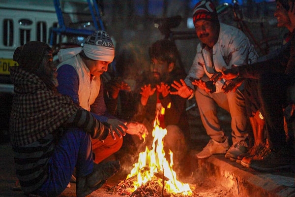 Cold in Delhi before Diwali