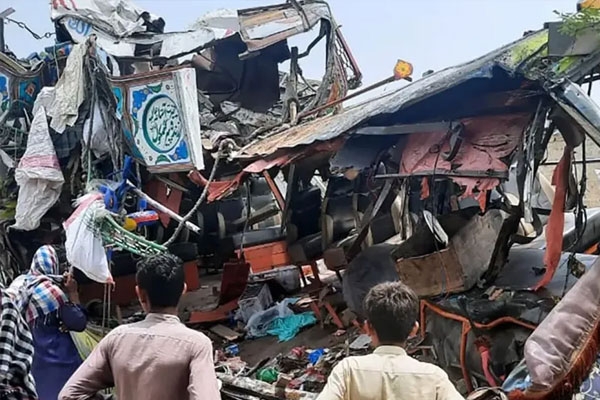 15 of a family killed in Pakistan