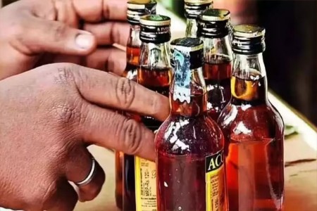 अंदमान एक्स्प्रेसमधून दारूची तस्करी