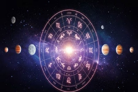 आजचे राशीभविष्य: पैसापासून आरोग्यापर्यंत आणि कुटुंबाच्या सुख-समृद्धीपर्यंतचे मार्गदर्शन