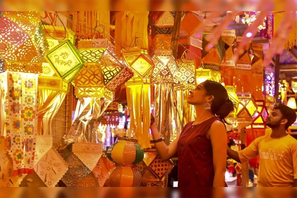 sky-lanterns-diwali