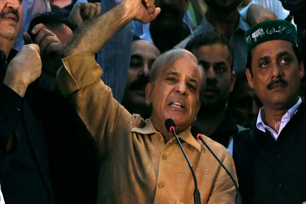 pakistan-pm-shahbaz-trolled pakistan-pm-shahbaz-trolled