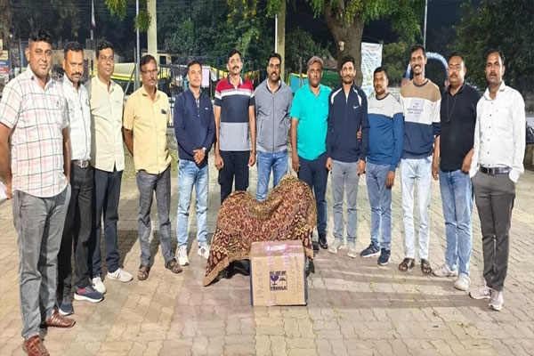 Ganja sellers caught by police