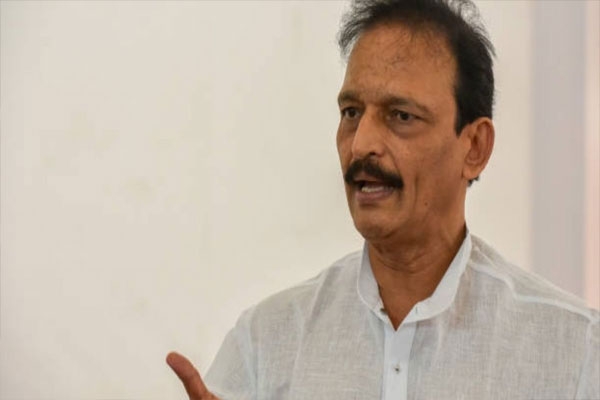Congress will fight on its own