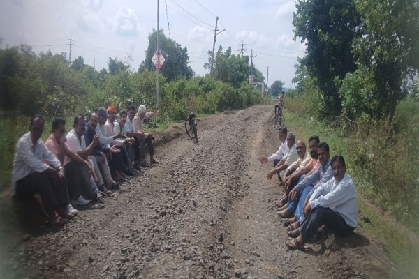 Karanja-Dhawadi road Karanja-Dhawadi road
