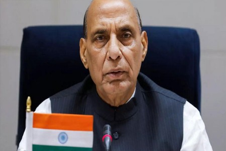 सीमेवर कधीही काहीही घडू शकते- राजनाथ सिंह