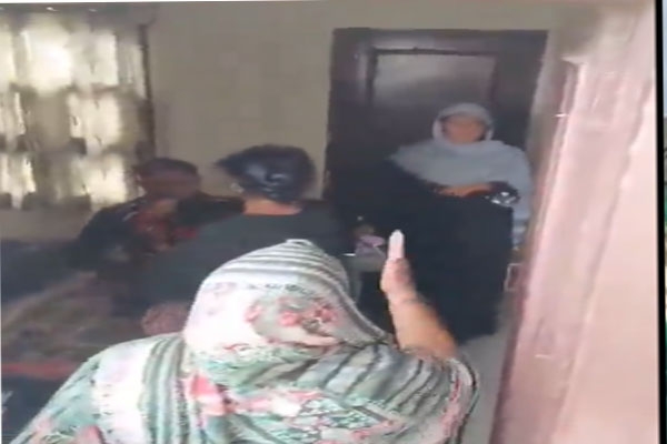 wife-caught-her-husband-with-lover