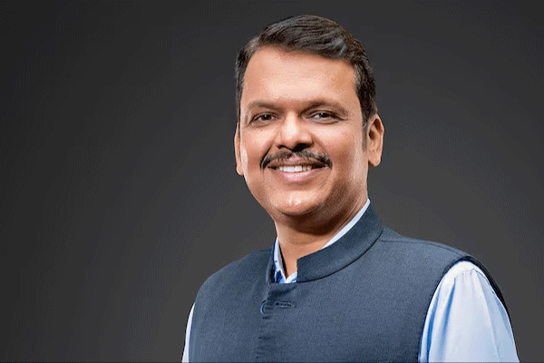 Marathi language, Devendra Fadnavis