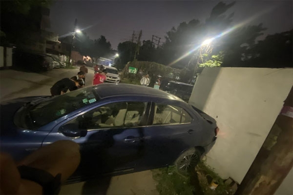 noida-car-accident noida-car-accident