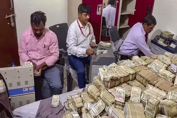 Bharatmala Project 32 crore scam 