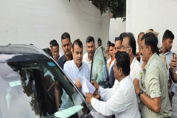 Nitin Gadkari 