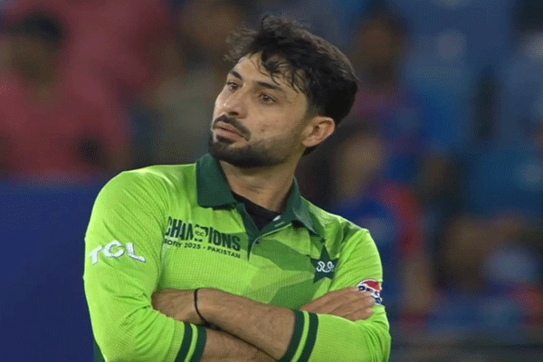 Want to hit Shikhar Dhawan under the ear Abrar Ahmed say
