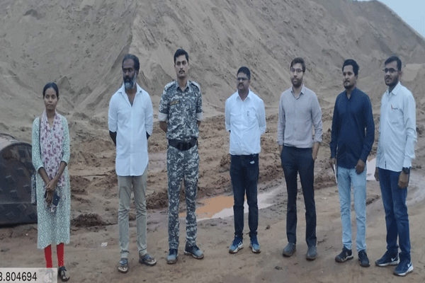 Gadchiroli sand seizure 