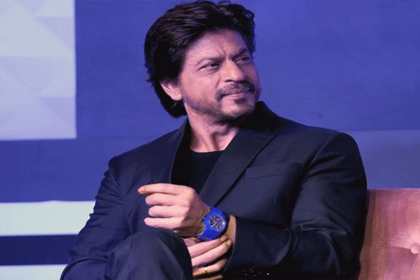 Notice issued to Shahrukh Khan