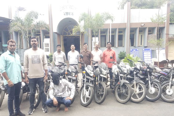  Kalamna market theft