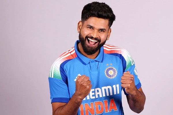 Shreyas Iyer discharged from Sydney Shreyas Iyer discharged from Sydney