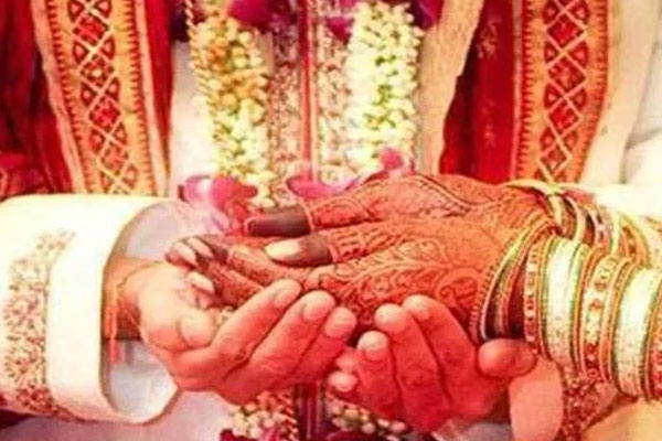 Threats from wife in Jaunpur