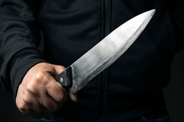 knife attack 