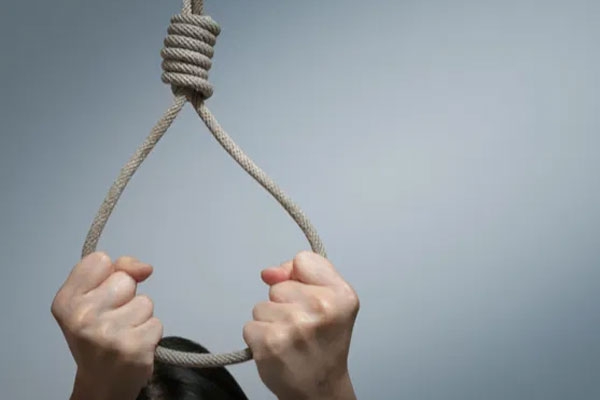 student hanged himself student hanged himself