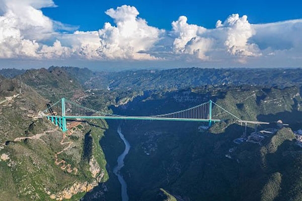 bridge-connecting-china-with-tibet-collapsed