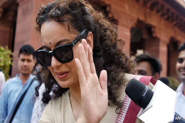 kangana-commenting-on-farmers-protest