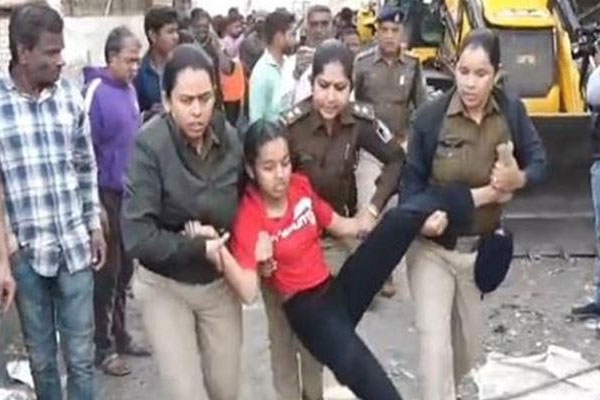 Mass suicide attempt in Indore