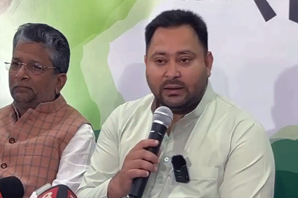 tejashwi-got-emotional-in-meeting