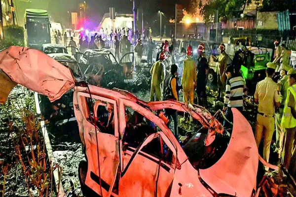 bomb-made-in-red-fort-parking bomb-made-in-red-fort-parking