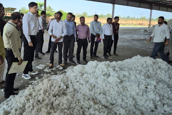 Naapur Shopping Center