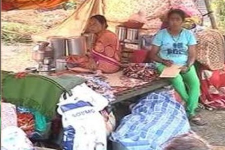 धक्कादायक...वृद्धाश्रमातून १६ जेष्ठ नागरिक रस्त्यावर सोडले