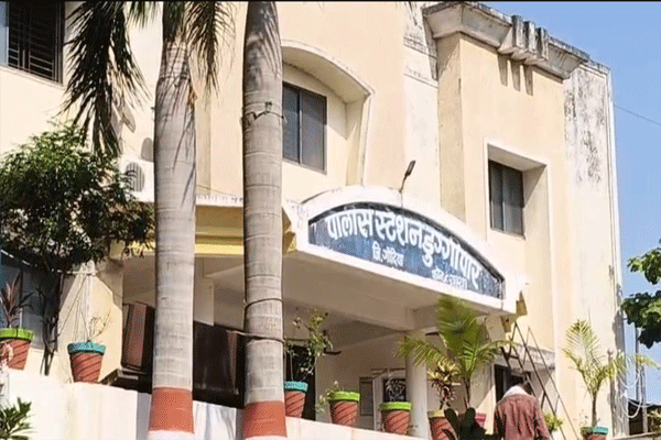 father-sexually-abused-daughter