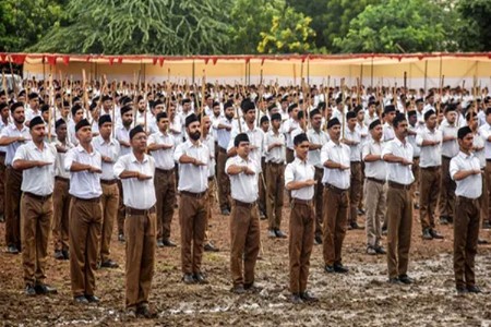 आरएसएसची घर संपर्क मोहीम...८०,००० स्वयंसेवक मैदानात