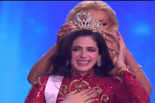 Fatima Bosch of Mexico