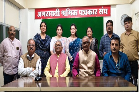 राष्ट्रहीतासाठी स्वदेशीचा वापर करा