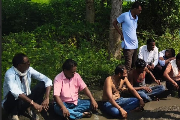 Karnawadi-Navargaon ro