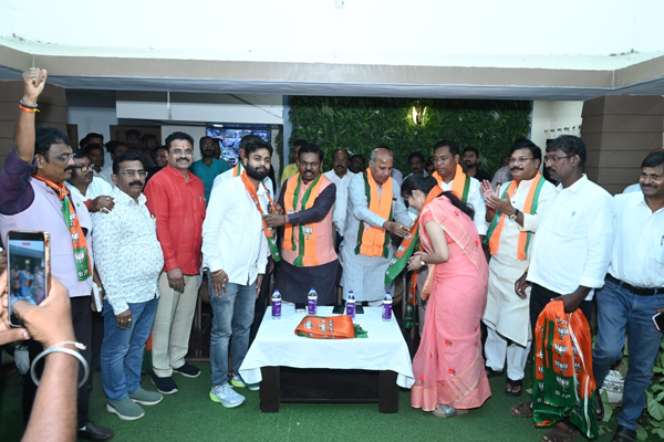 निंबाळकर 