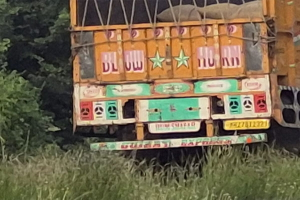 truck-hits-two-wheeler-father