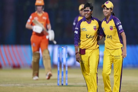 हेड कोचने सांगितलं दीप्ती शर्माचं न रिटेन होण्याचं कारण!