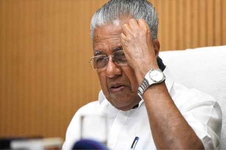 मुख्यमंत्री पिनारायी विजयन यांना ईडीची नोटीस